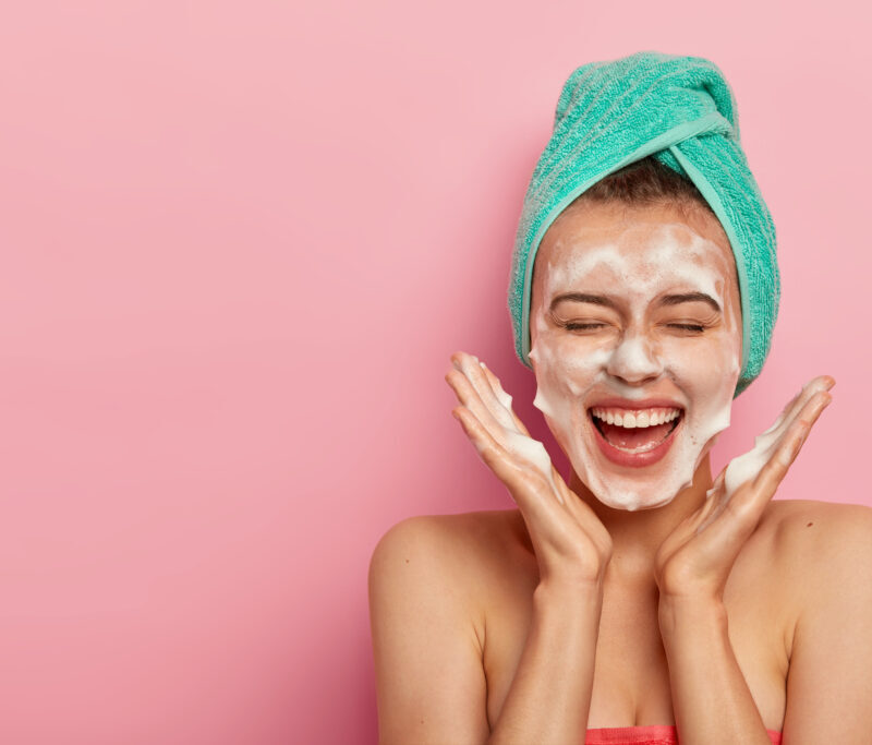 Maquillaje / Piel / Cuidado Facial