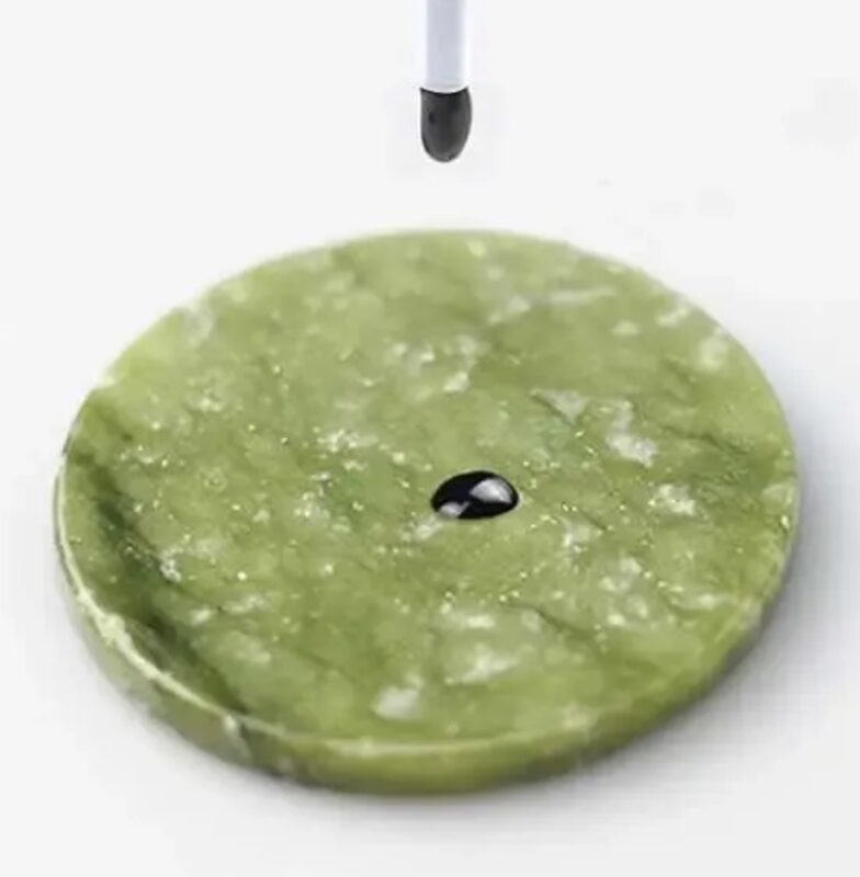 Piedra Jade Pestañas
